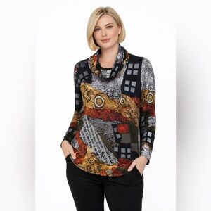 DOLCEZZA Simply Art long sleeve artistic top NWT